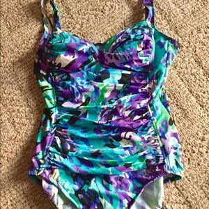 Beautiful swimsuit in size 12 by Croft & Barrow